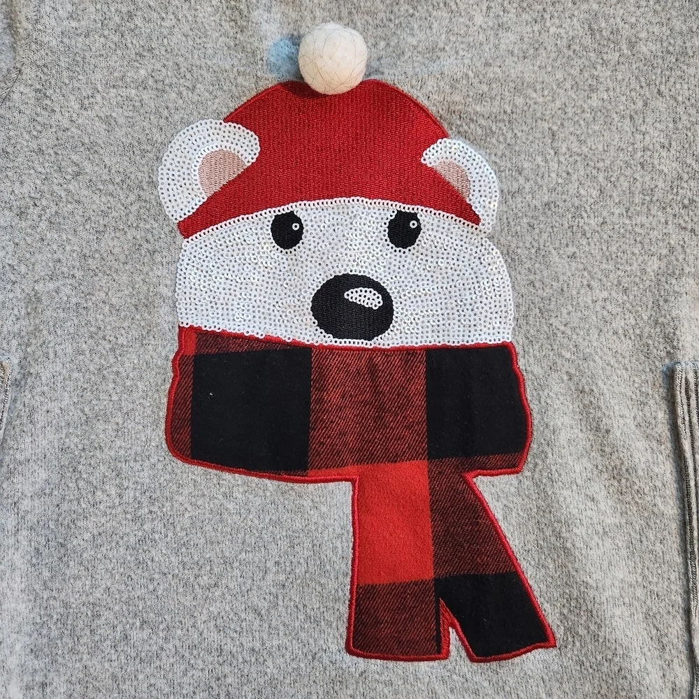 Gray Bear Design Kids Sweater, Size Medium